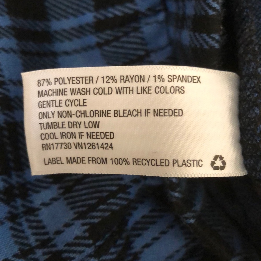 Blue & Black Check Capris With Elastic Waist - image 7